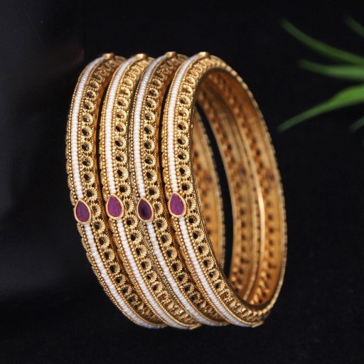 Stylish Polki Bangles