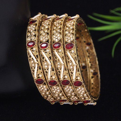 Glorious Polki Bangles
