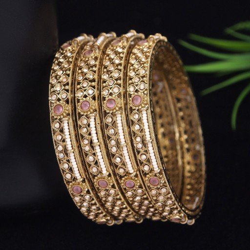 Pretty Polki Bangles