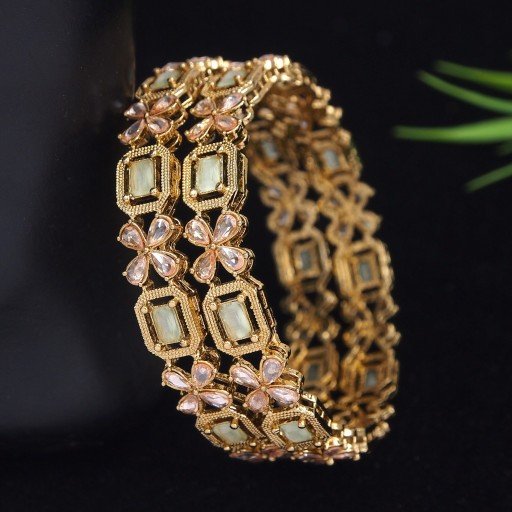 Elegant Polki Bangles
