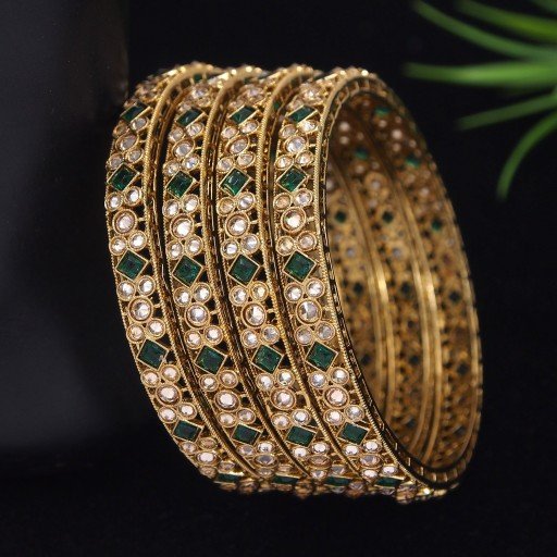 Pretty Polki Bangles