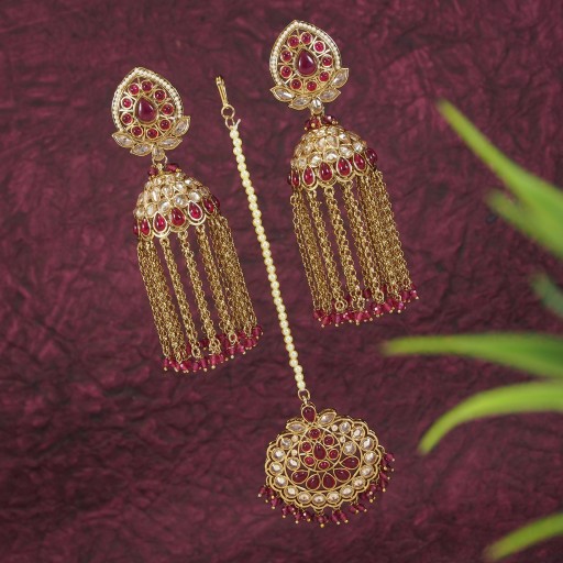Polki Earring And Tikka Embellished With Reverse Ad Work