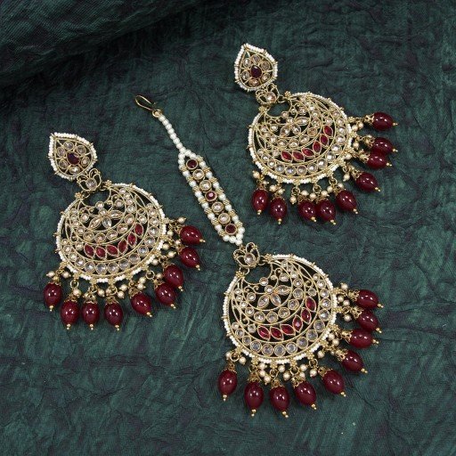 Charming Polki Earring And Tikka Set  