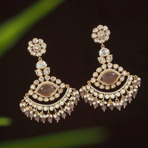 Real Kundan Earrings Decorated With Kundan Work