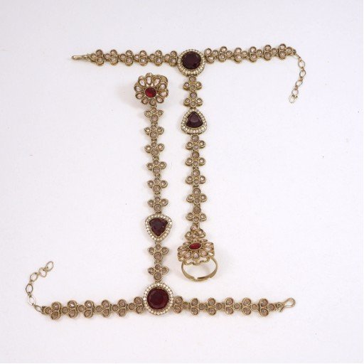 Pretty Polki Hath Panja