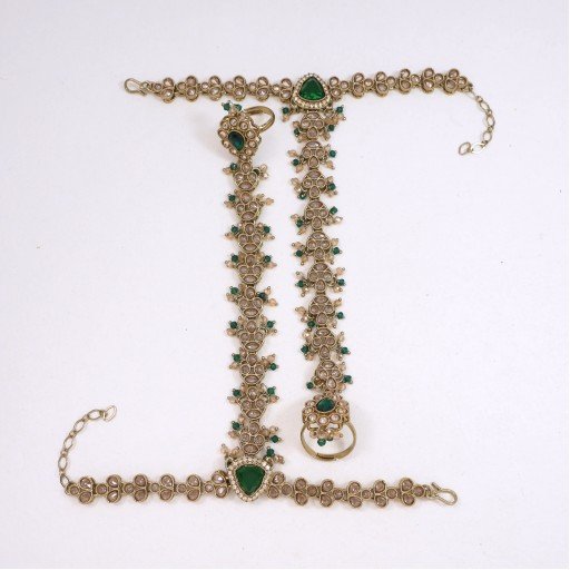 Resplendent Polki Hath Panja