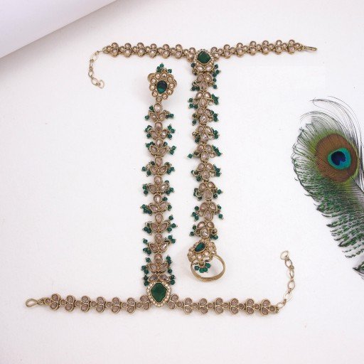 Trendy Polki Hath Panja