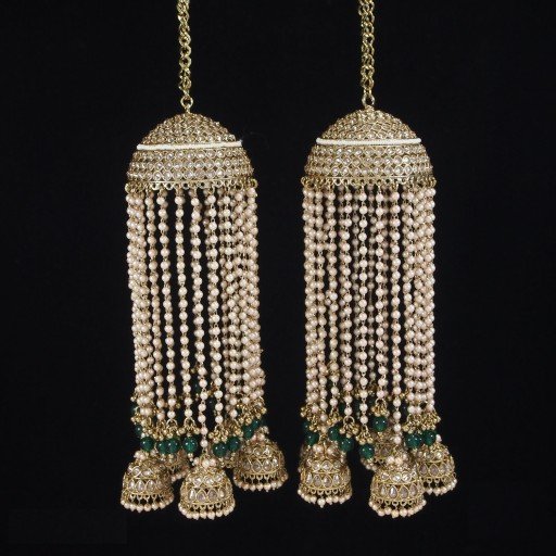 Exclusive Reverse Ad Kalira