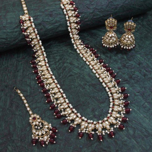 Pretty Long Rani Haar