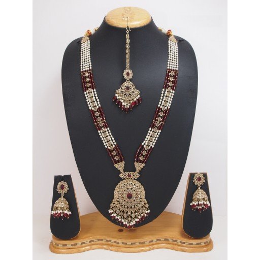 Prepossessing Long Rani Haar