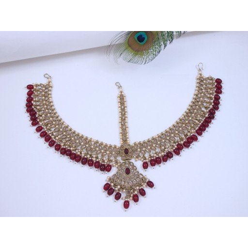 Captivating Polki Mathapati