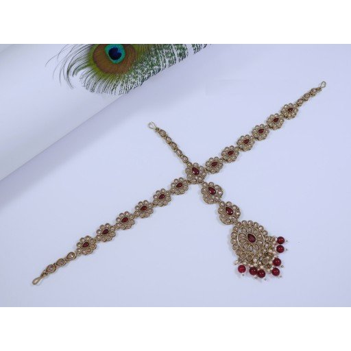 Pretty Polki Mathapati