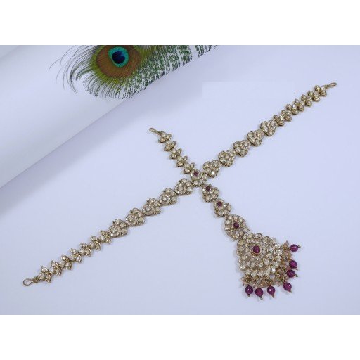 Fascinating Polki Mathapati