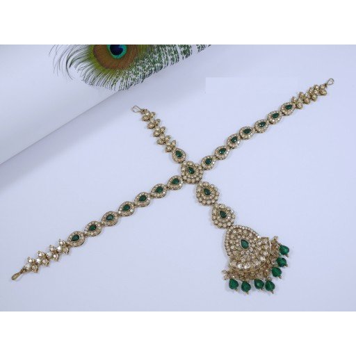 Glamorous Polki Mathapati