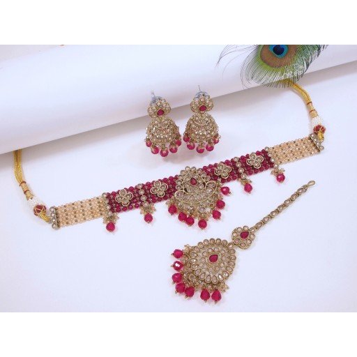 Prepossessing Designer Handmade Polki Necklace Set