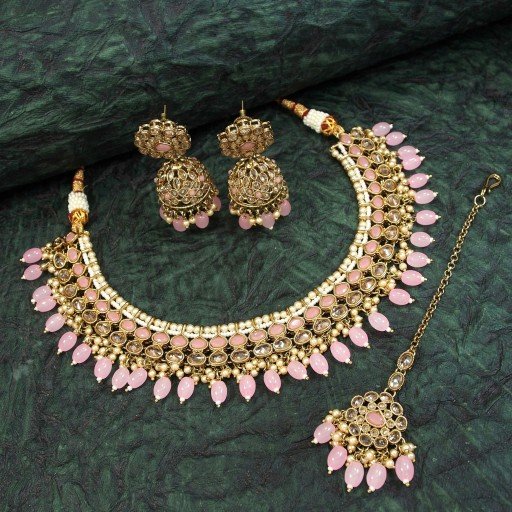 Charming Polki Necklace Set