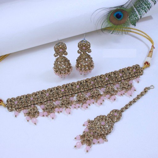 Captivating Polki Necklace Set