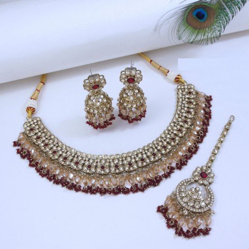 Charismatic Polki Necklace Set