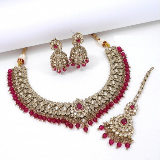 Desirable Polki Necklace Set