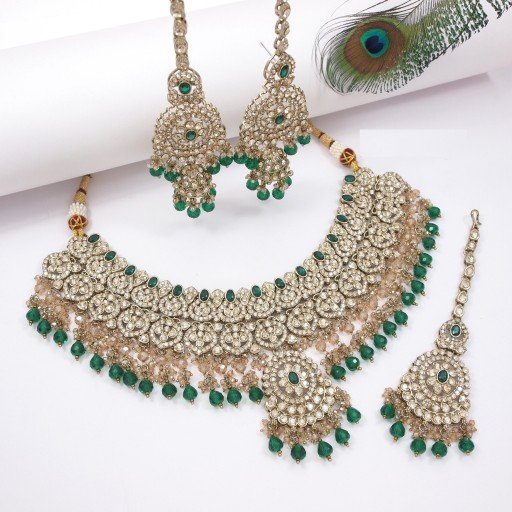 Presentable Polki Necklace Set