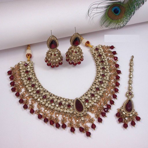 Exclusive Polki Necklace Set