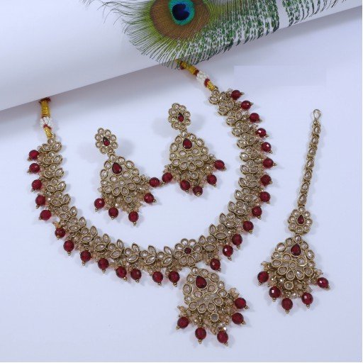 Alluring Polki Necklace Set