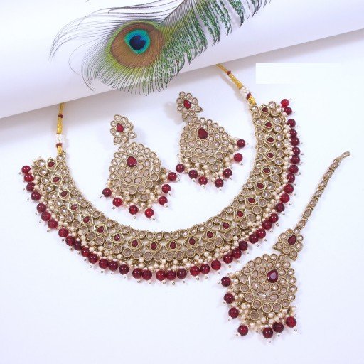 Glorious Polki Necklace Set