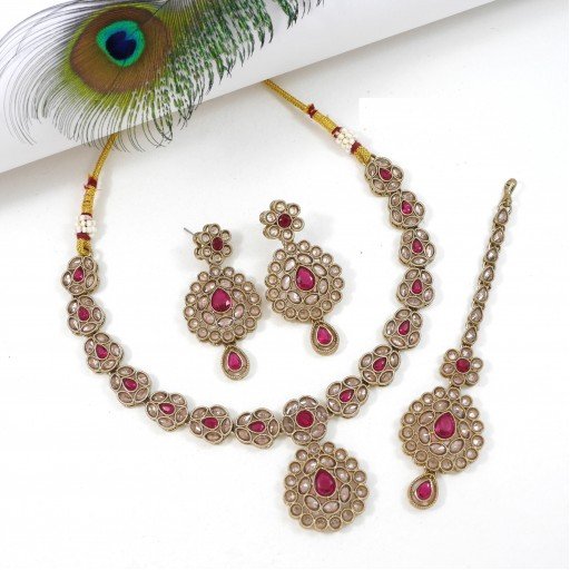 Beautiful Polki Necklace Set