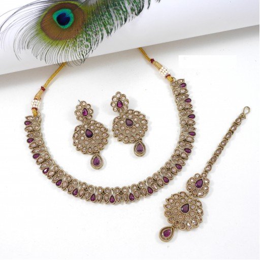 Charming Polki Necklace Set
