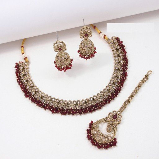 Pleasant Polki Necklace Set