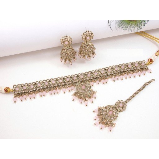 Presentable Polki Necklace Set