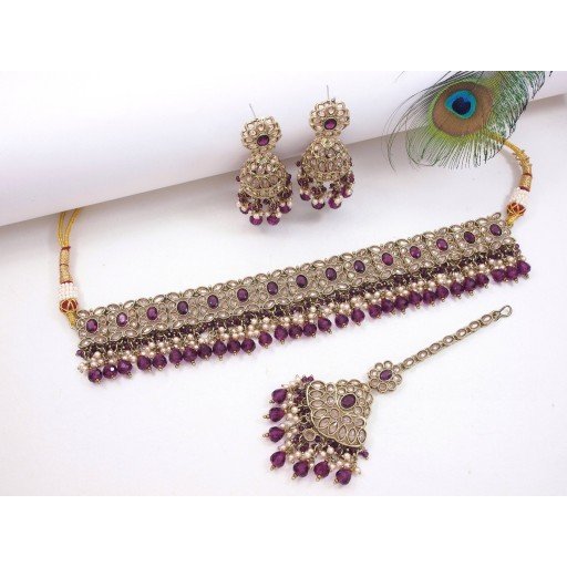 Prettyish Polki Necklace Set
