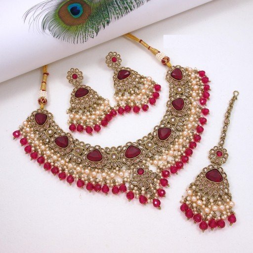 Resplendent Polki Necklace Set