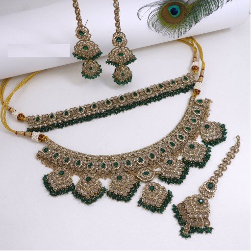 Charming Polki Necklace Set