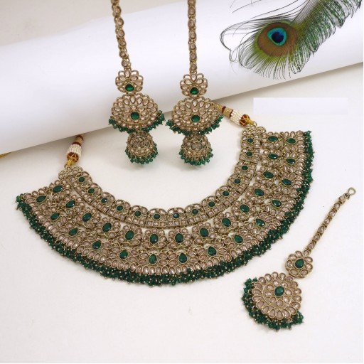 Exclusive Polki Necklace Set