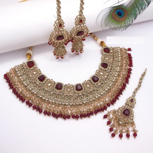 Alluring Polki Necklace Set