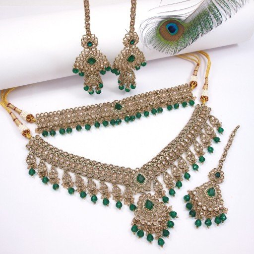 Attractive Polki Necklace Set