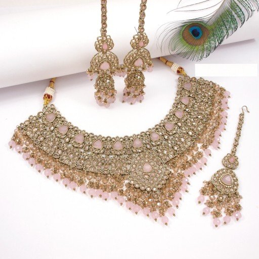 Captivating Polki Necklace Set