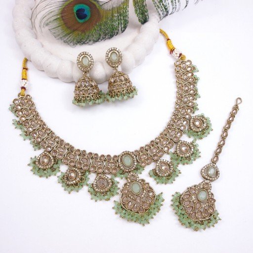 Glamorous Polki Necklace Set