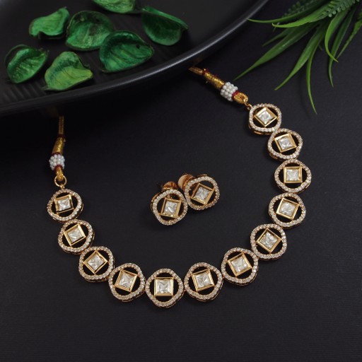 Attractive Real Kundan Necklace Set