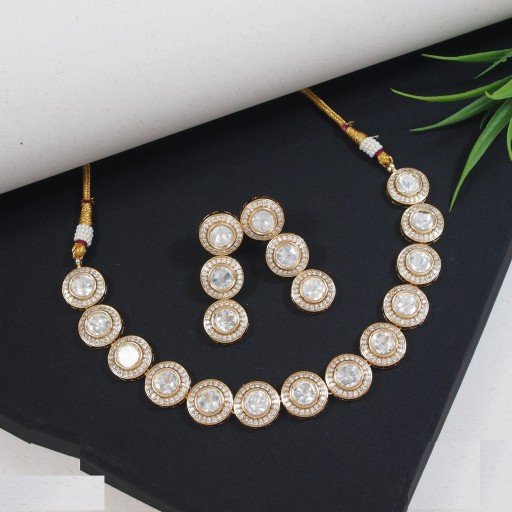 Fascinating Real Kundan Necklace Set