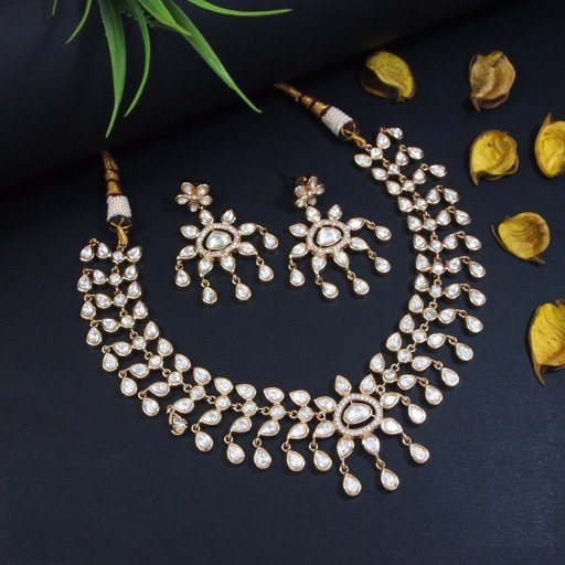Prettyish Real Kundan Necklace Set