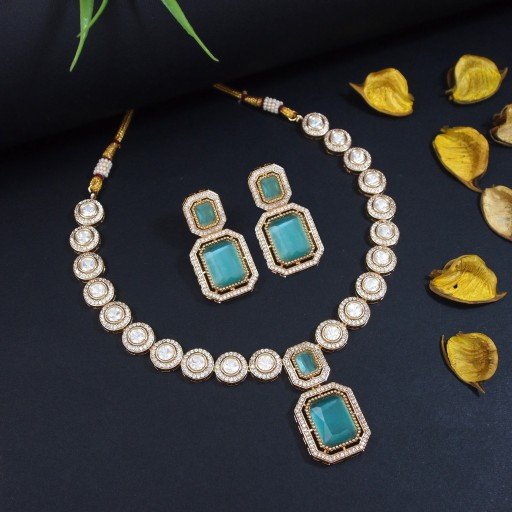 Trendy Real Kundan Necklace Set