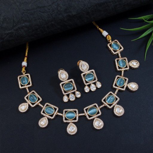 Fashionable Real Kundan Necklace Set