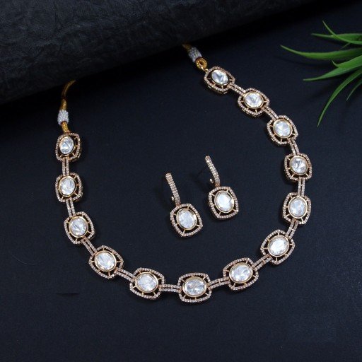Presentable Real Kundan Necklace Set