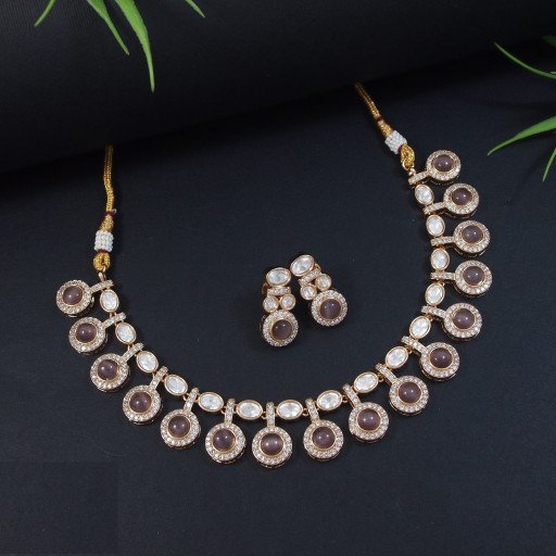Resplendent Real Kundan Necklace Set