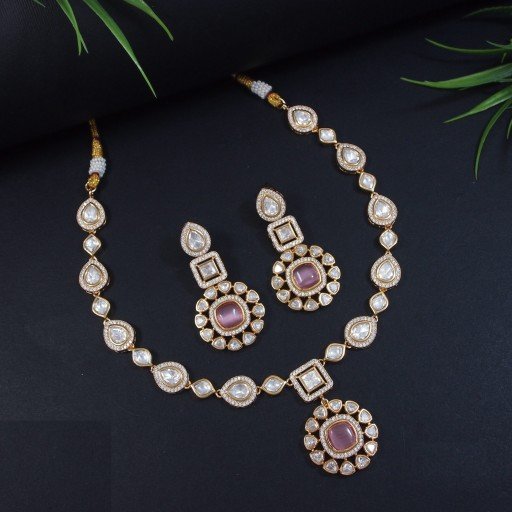 Desirable Real Kundan Necklace Set