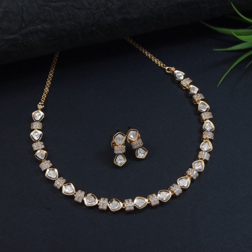 Attractive Real Kundan Necklace Set