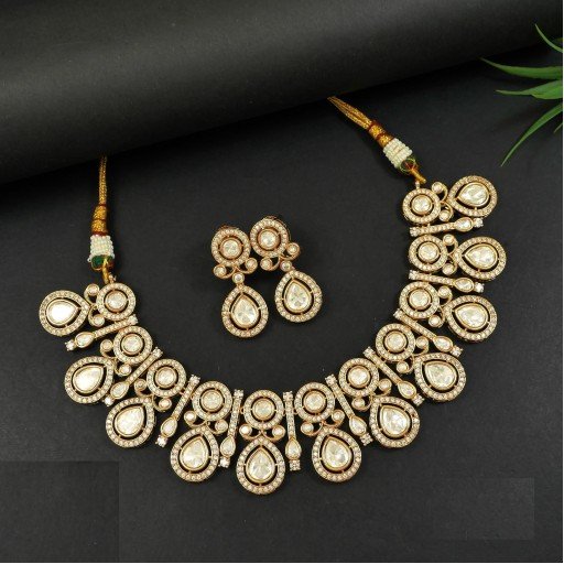 Pretty Real Kundan Necklace Set