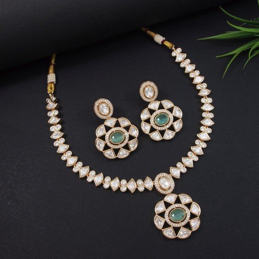 Glamorous Real Kundan Necklace Set